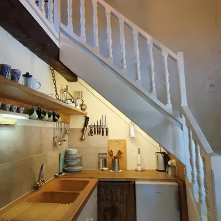 Le Fier Paon Pierrefaites