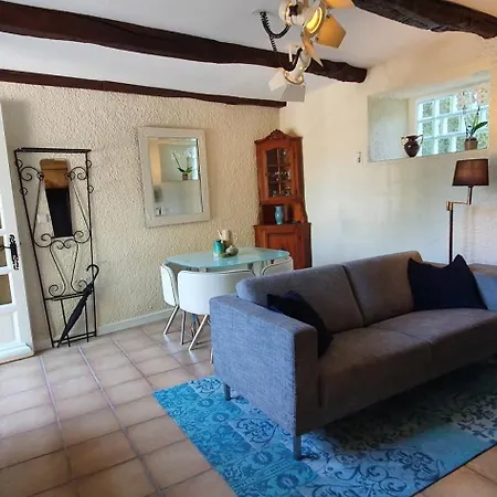 Le Fier Paon Dom wakacyjny *