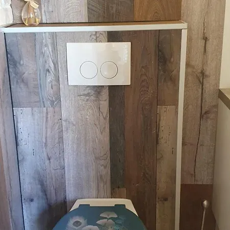 Le Fier Paon Pierrefaites